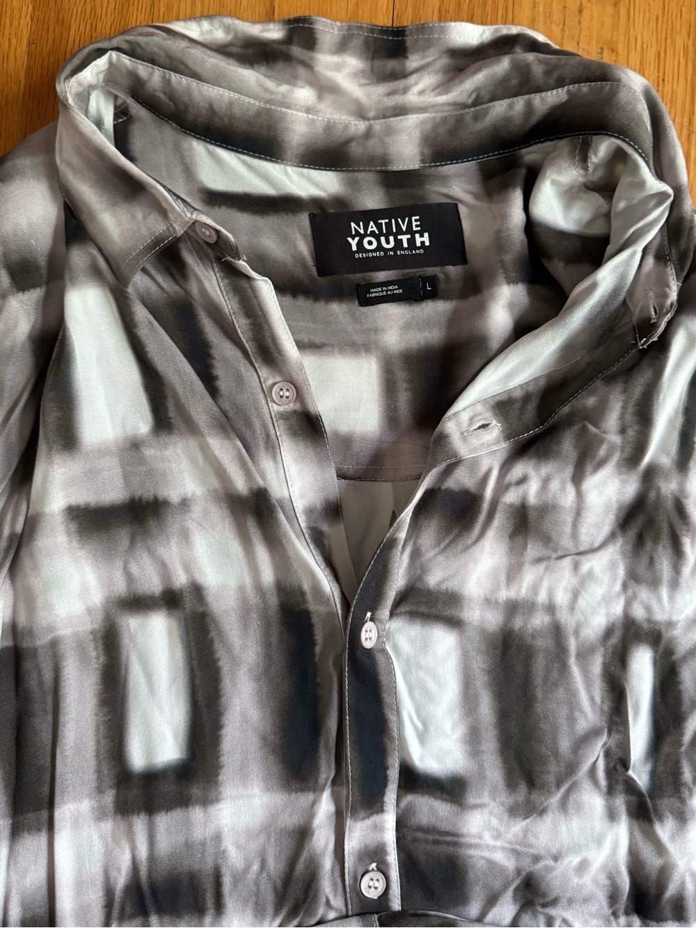 NATIVE YOUTH Black & Gray Abstract Button-Up Shirt - Picture 2 of 2
